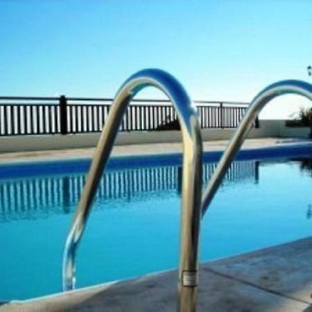 First Floor 2 Bedroom Apartment, Large Balcony, Amazing Sea Views, Communal Pool Peyia Exterior photo